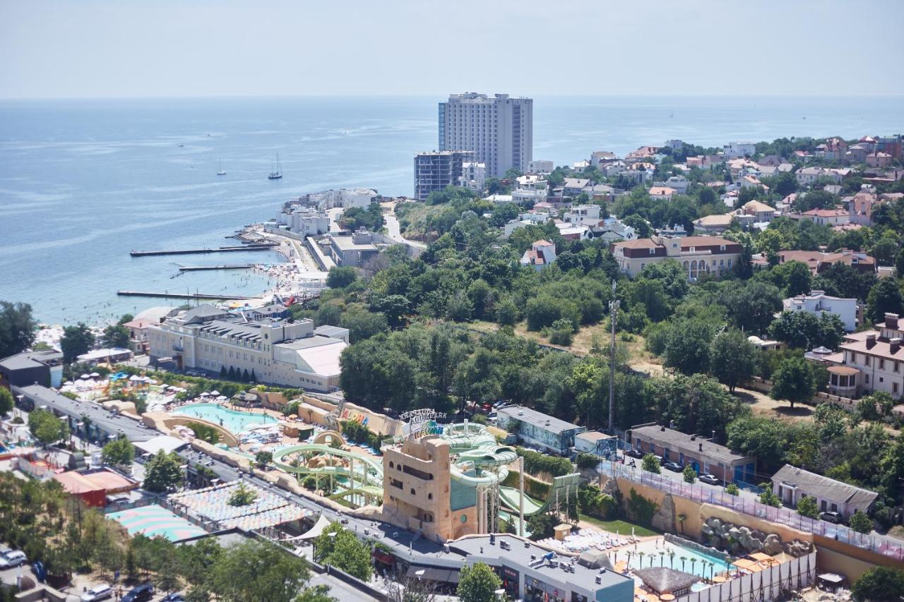 Panoramic Plaza Apartments Odessa Extérieur photo